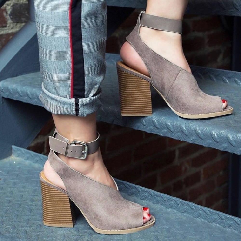 Cute heels